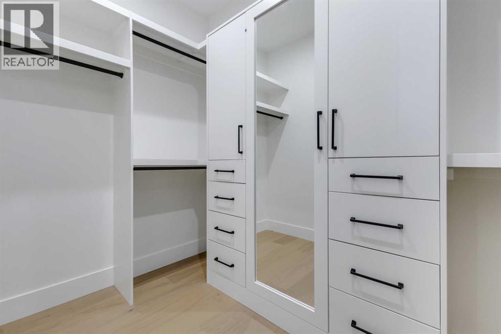 Single Family House for Sale in   Avenue SW Rosscarrock Calgary 