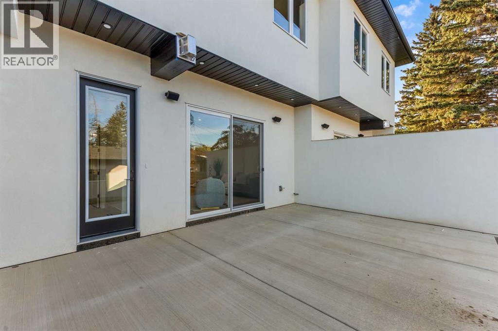 Single Family House for Sale in   Avenue SW Rosscarrock Calgary 