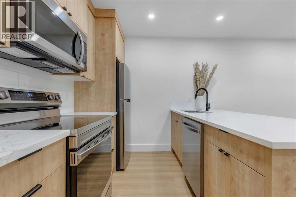 Single Family House for Sale in   Avenue SW Rosscarrock Calgary 