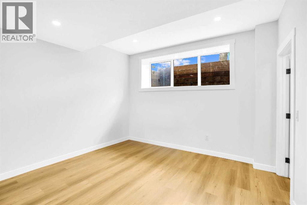 Single Family House for Sale in   Avenue NW Montgomery Calgary 