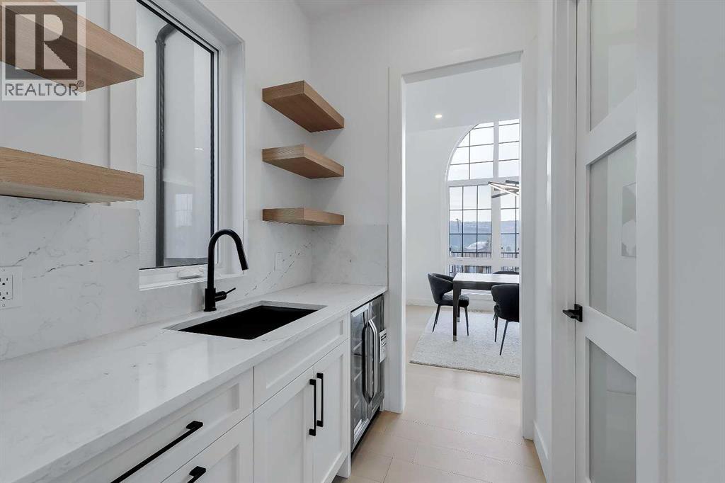 Single Family House for Sale in   Avenue NW Montgomery Calgary 