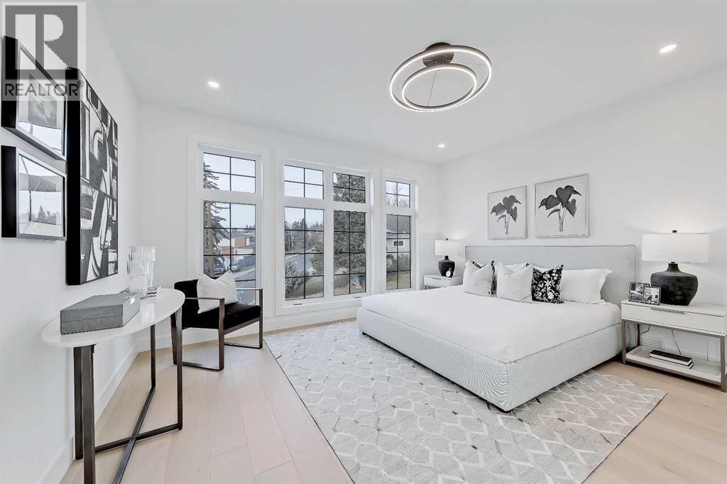 Single Family House for Sale in   Avenue NW Montgomery Calgary 