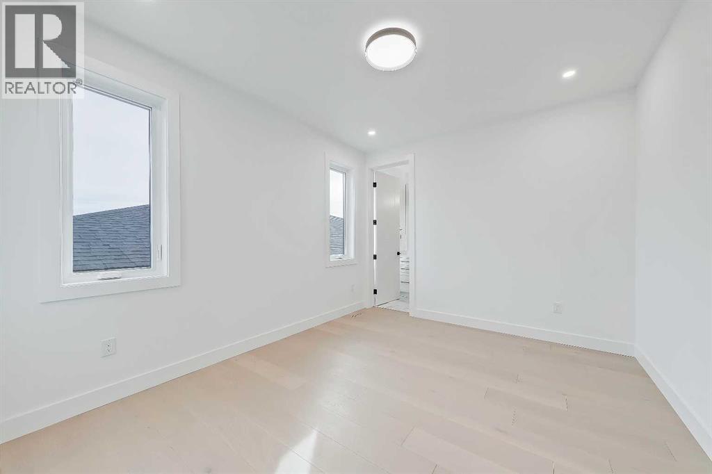 Single Family House for Sale in   Avenue NW Montgomery Calgary 