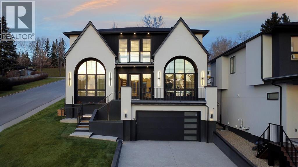 Single Family House for Sale in   Avenue NW Montgomery Calgary 