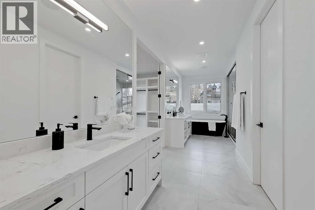 Single Family House for Sale in   Avenue NW Montgomery Calgary 