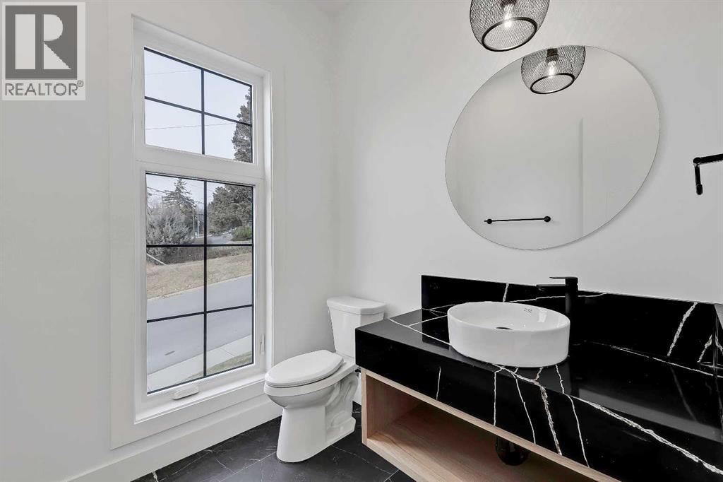 Single Family House for Sale in   Avenue NW Montgomery Calgary 