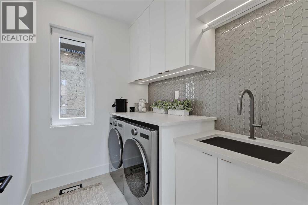 Single Family House for Sale in   Avenue SW North Glenmore Park Calgary 