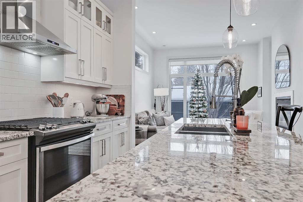 Single Family House for Sale in  Regal Crescent NE Renfrew Calgary 