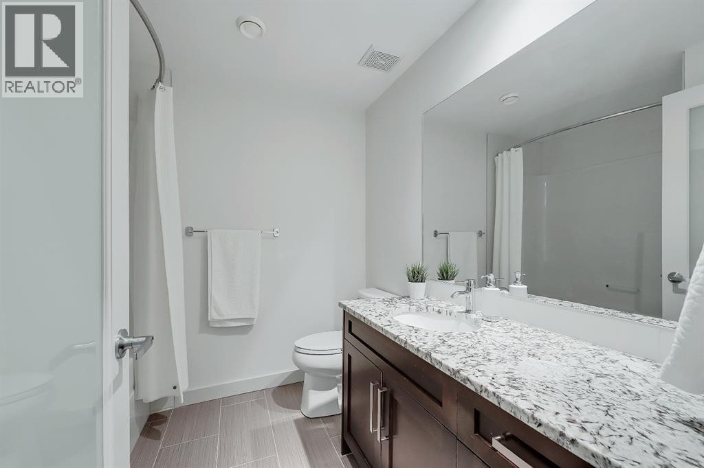 Single Family House for Sale in  Regal Crescent NE Renfrew Calgary 