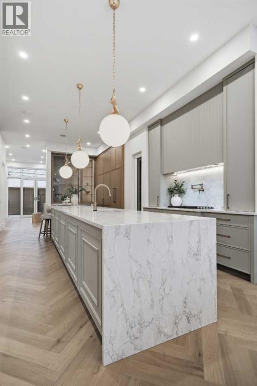 Single Family House for Sale in   Avenue SW North Glenmore Park Calgary 