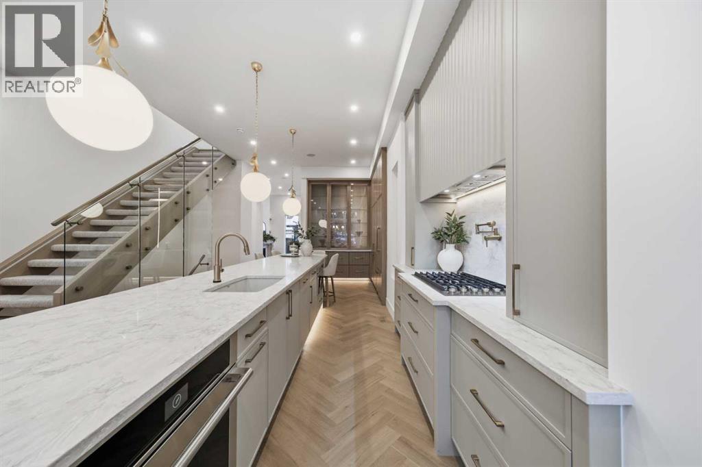 Single Family House for Sale in   Avenue SW North Glenmore Park Calgary 