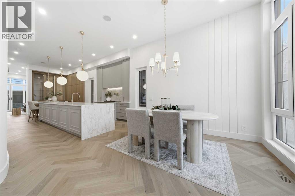 Single Family House for Sale in   Avenue SW North Glenmore Park Calgary 