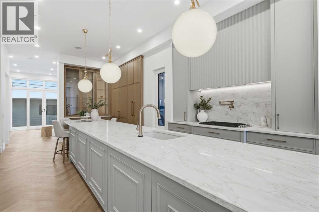 Single Family House for Sale in   Avenue SW North Glenmore Park Calgary 