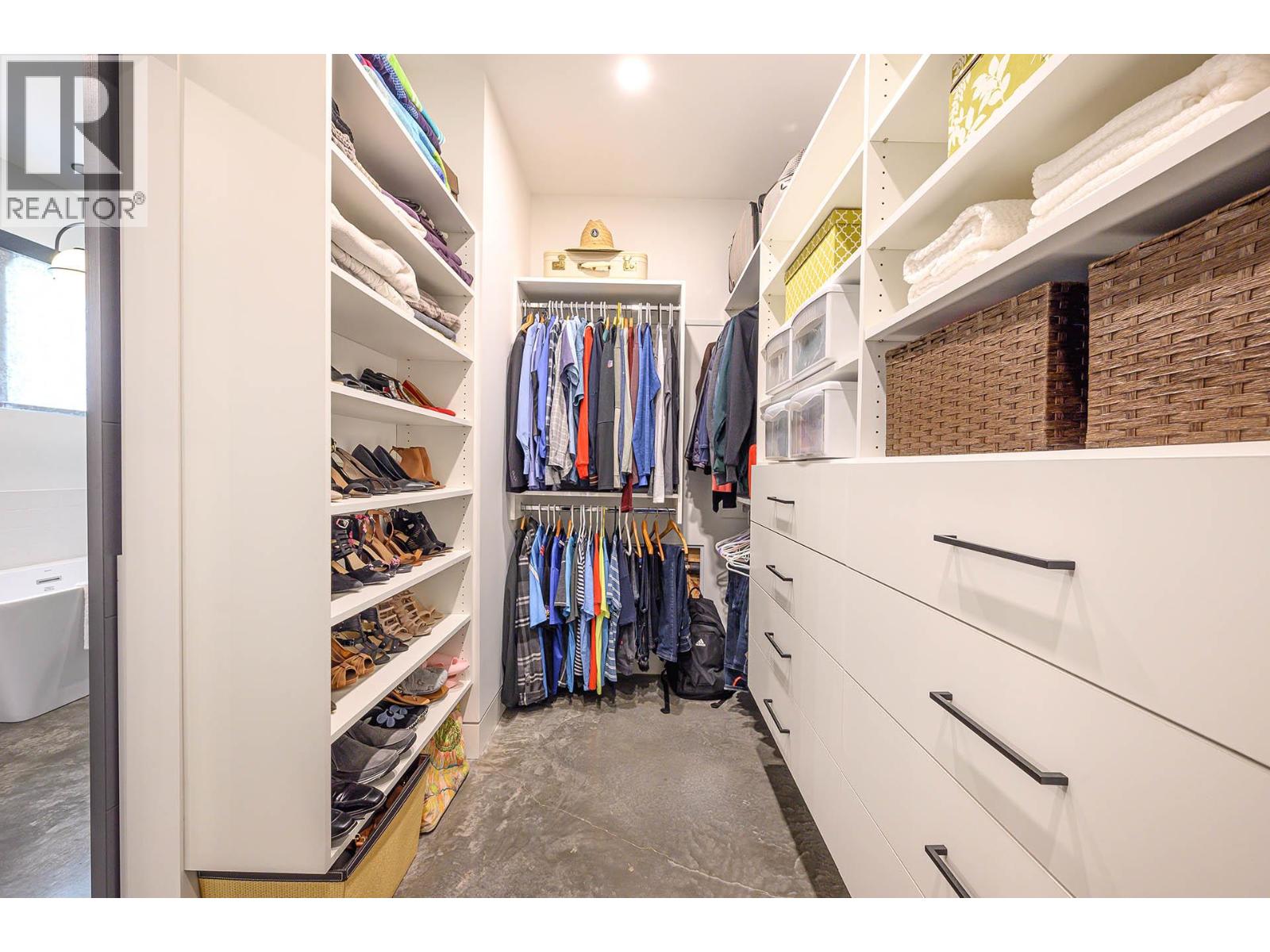 887 FERNIE ROAD - 16