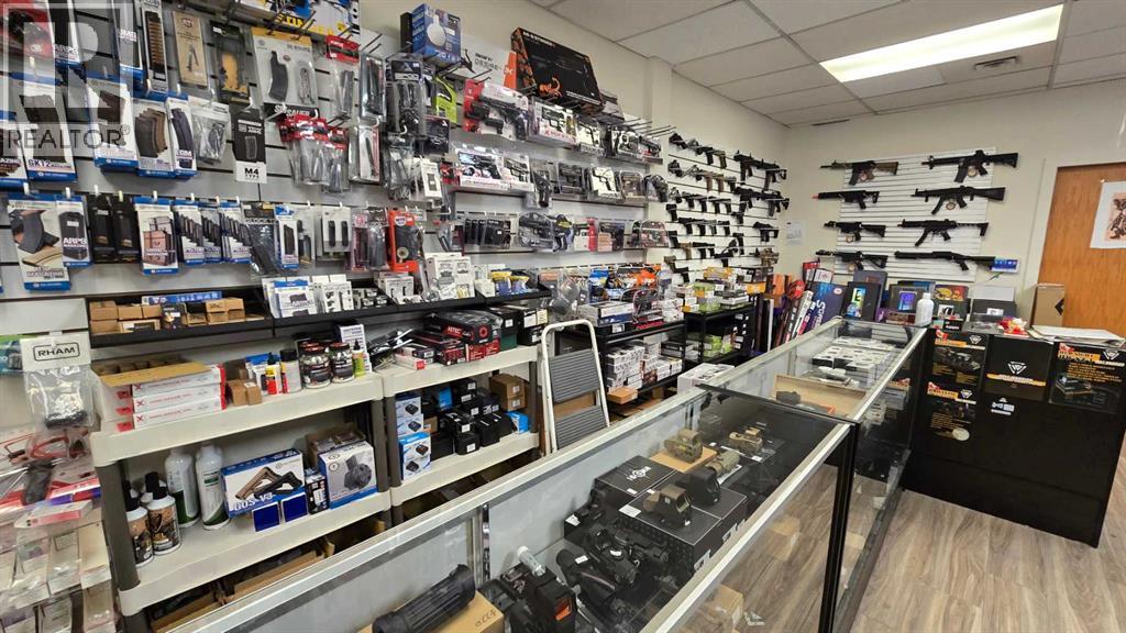 Business for Sale in    Avenue NE Tuxedo Park Calgary 