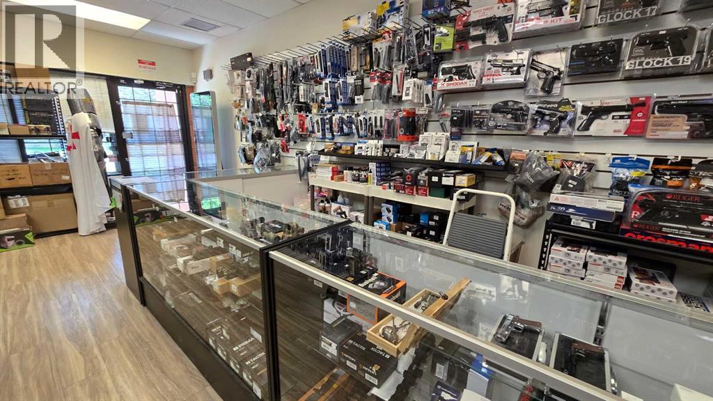 Business for Sale in    Avenue NE Tuxedo Park Calgary 