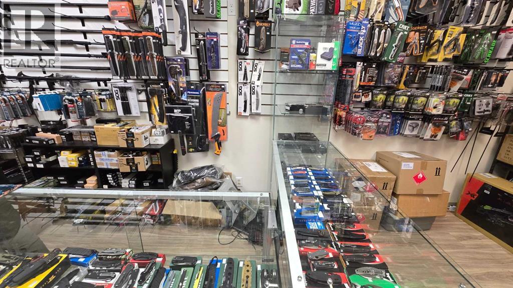 103, 136 17 Avenue NE, Calgary, Alberta