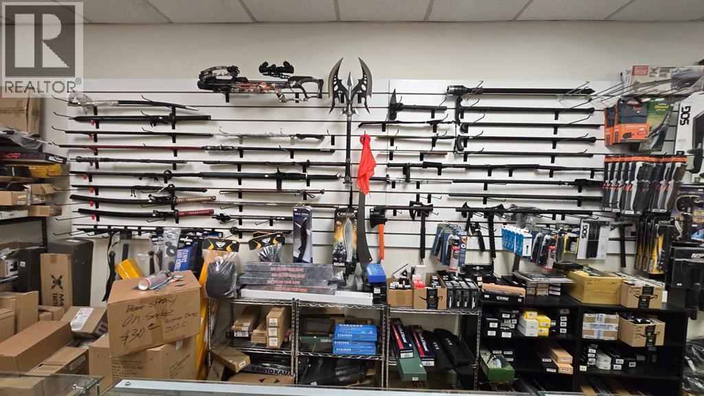 Business for Sale in    Avenue NE Tuxedo Park Calgary 