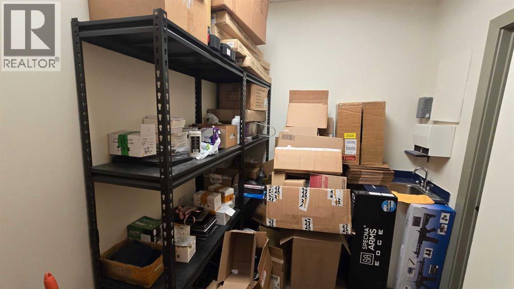 Business for Sale in    Avenue NE Tuxedo Park Calgary 