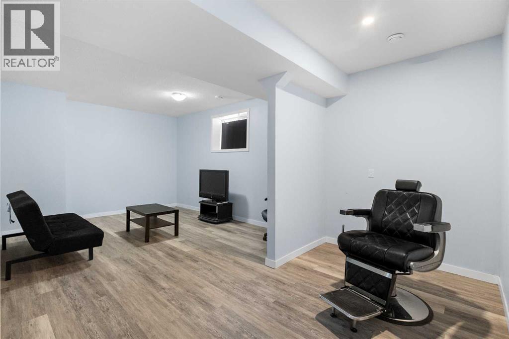 Single Family House for Sale in  Saddlelake Drive NE Saddle Ridge Calgary 