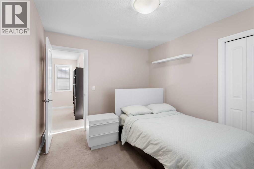 Single Family House for Sale in  Saddlelake Drive NE Saddle Ridge Calgary 