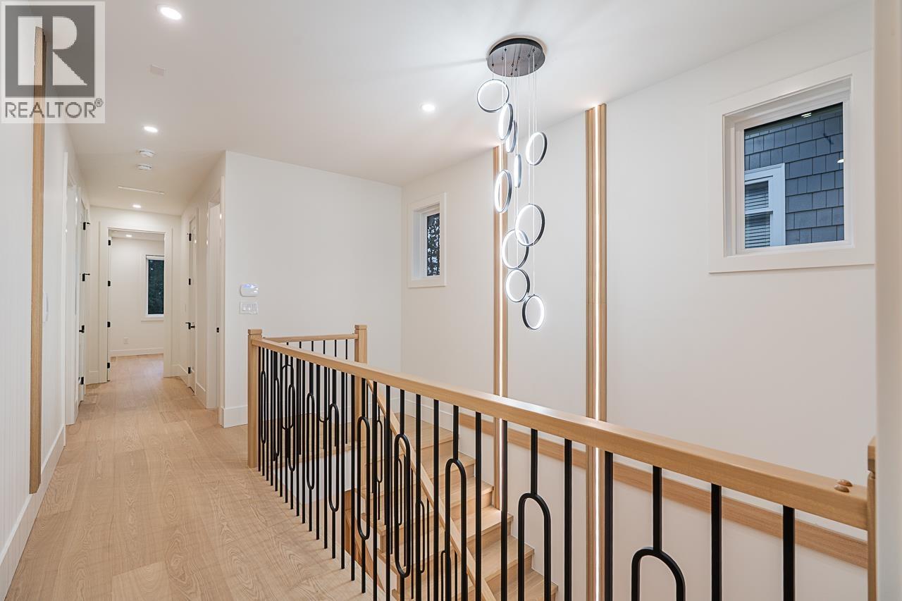 2208 ST GEORGE STREET, Port Moody