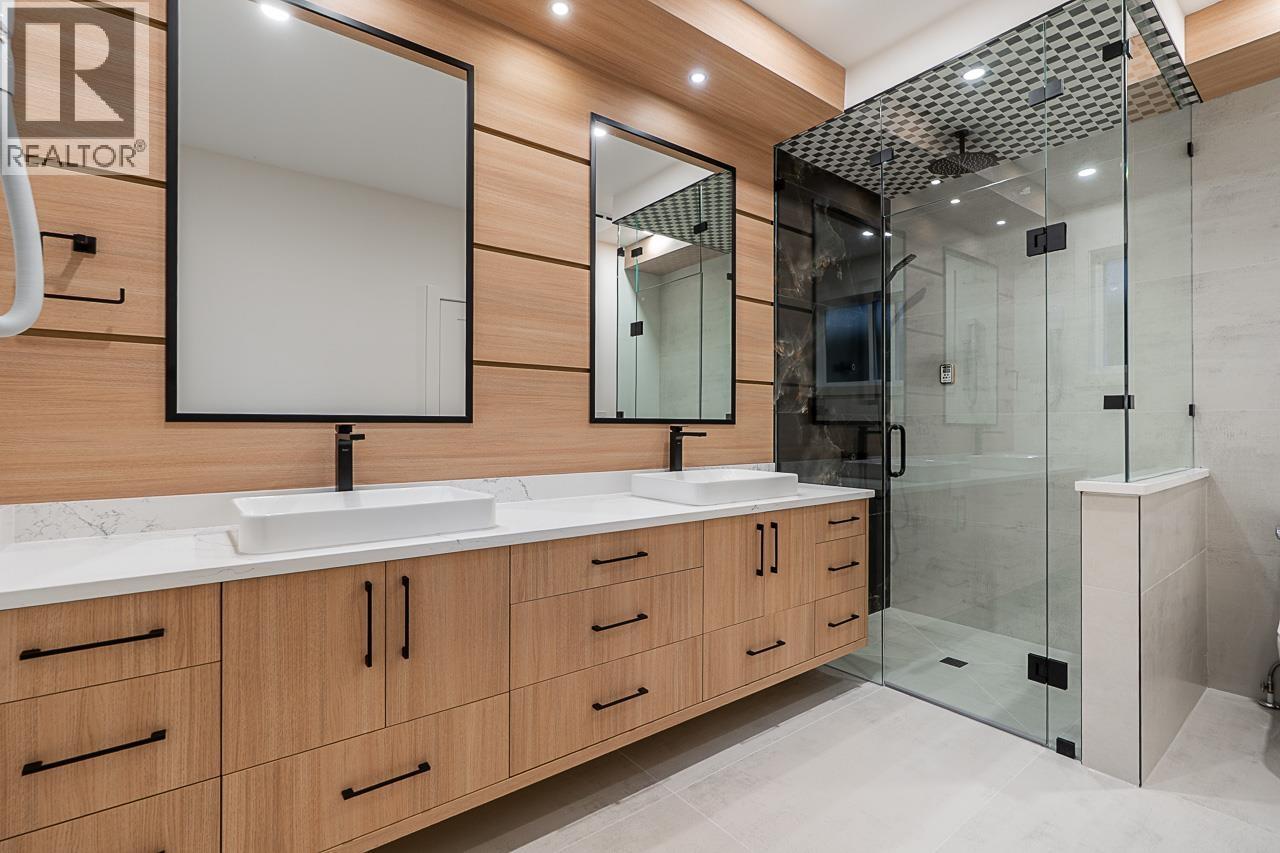 2208 ST GEORGE STREET, Port Moody