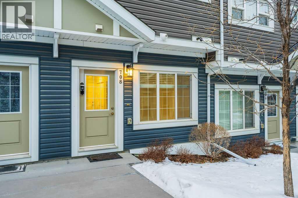Single Family House for Sale in  Evansridge Common NW Evanston Calgary 