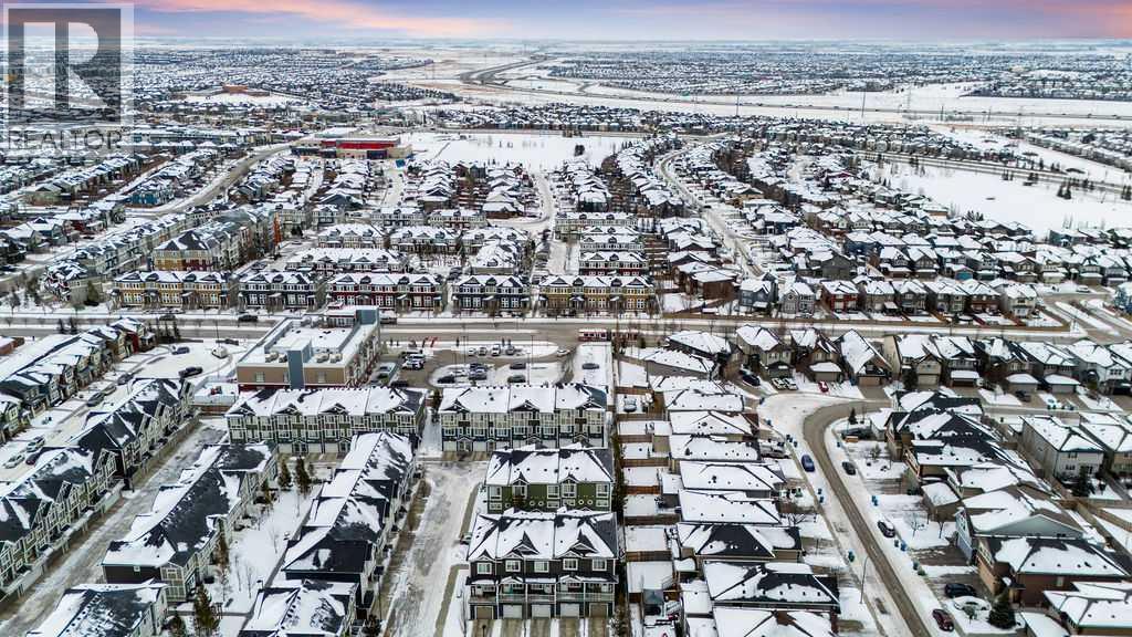 Single Family House for Sale in  Evansridge Common NW Evanston Calgary 