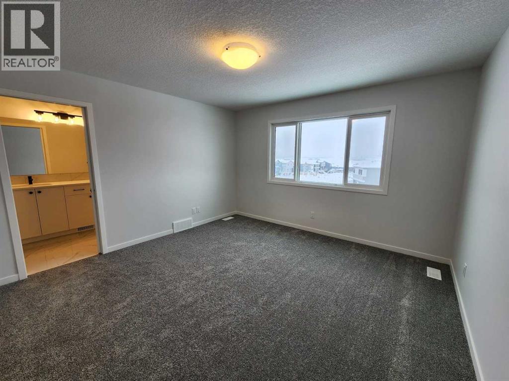 Single Family House for Sale in  Lucas Boulevard NW Livingston Calgary 