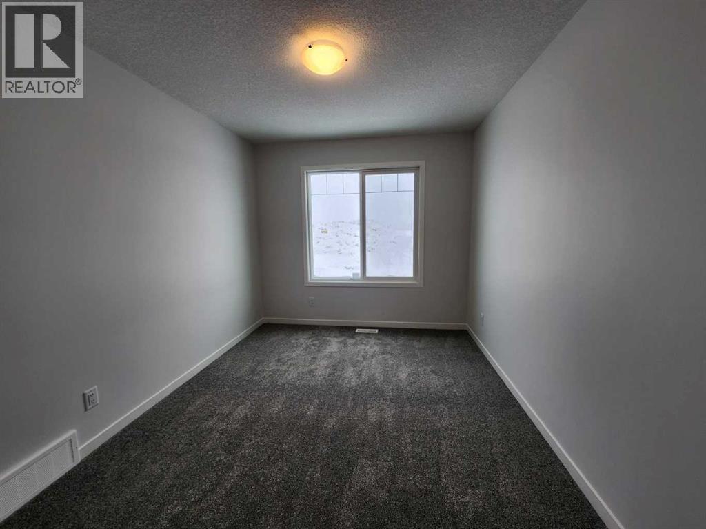 Single Family House for Sale in  Lucas Boulevard NW Livingston Calgary 