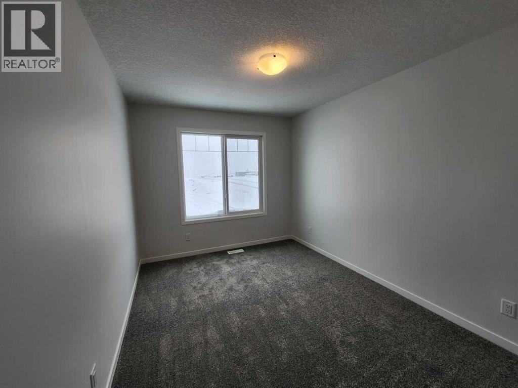 Single Family House for Sale in  Lucas Boulevard NW Livingston Calgary 