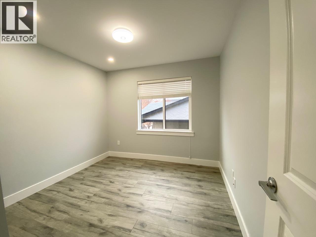 1 722 Coopland Crescent, Kelowna