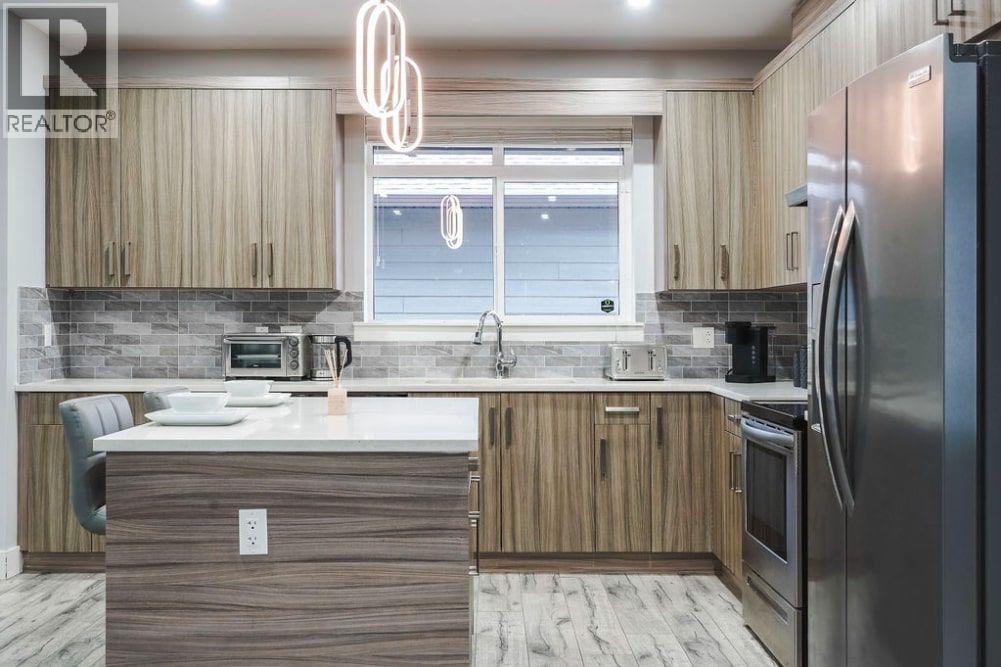 1 722 Coopland Crescent, Kelowna