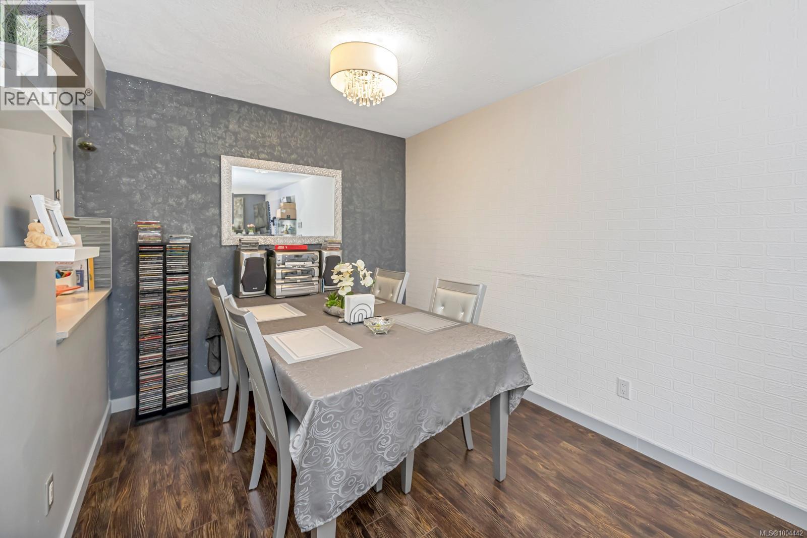 206 1223 Johnson St, Victoria