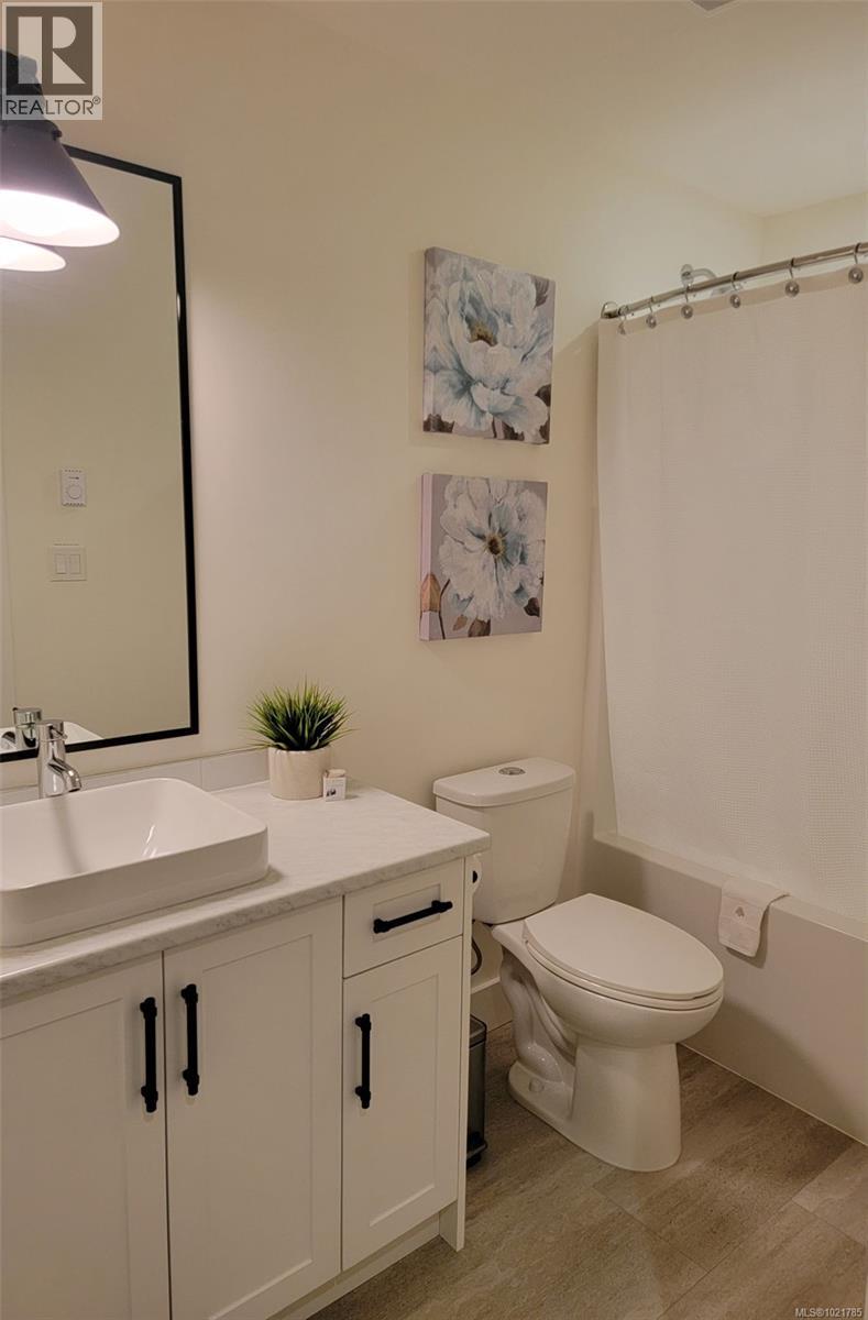 17 Jedstone Pl, View Royal