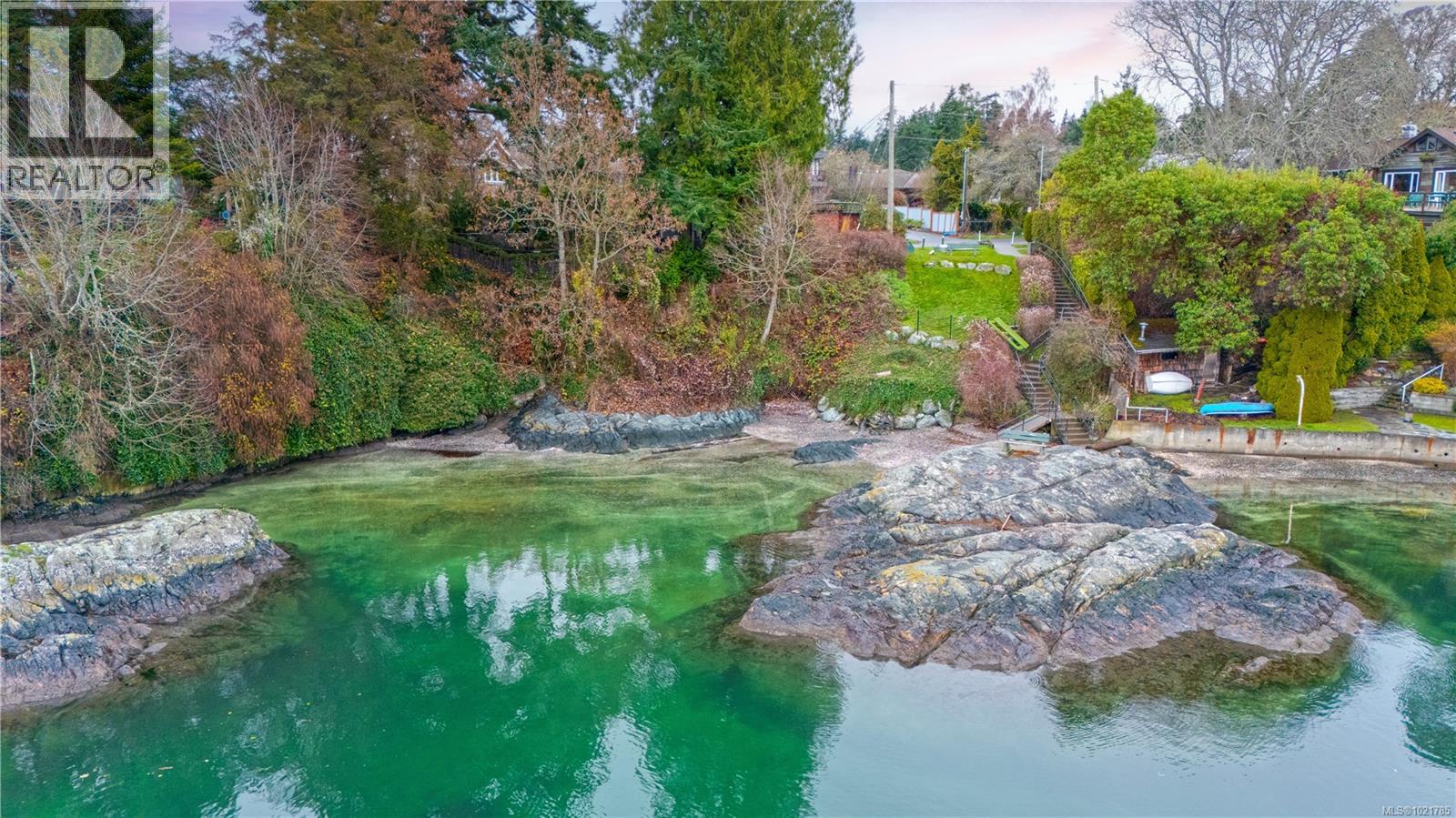 17 Jedstone Pl, View Royal