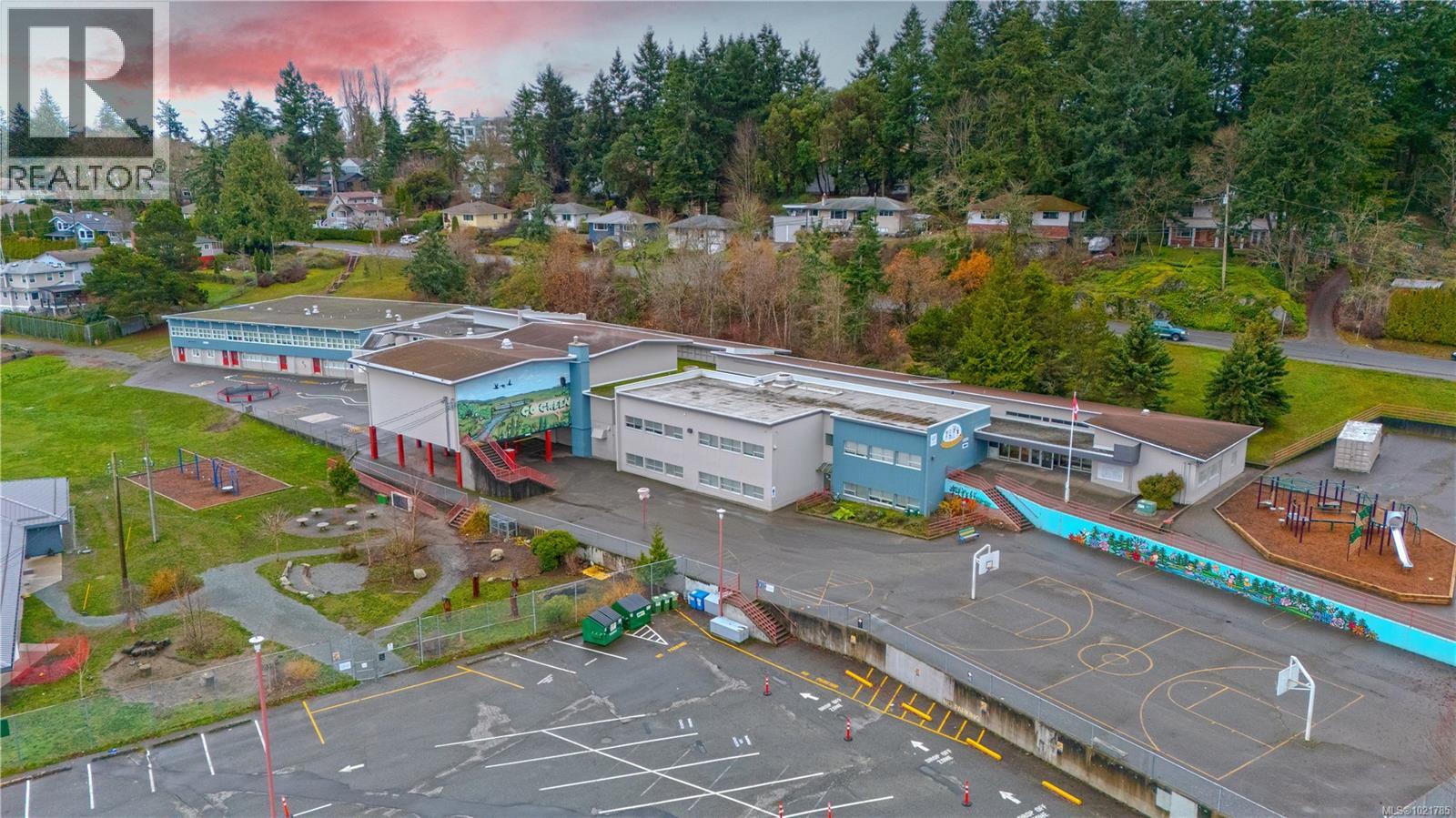 17 Jedstone Pl, View Royal