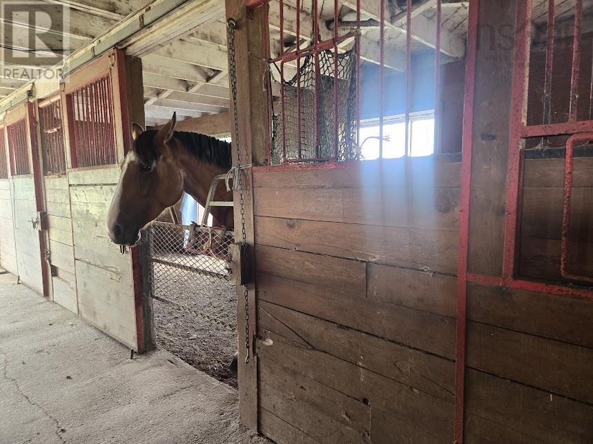 Property 34 of 43 of 803 6 Highway