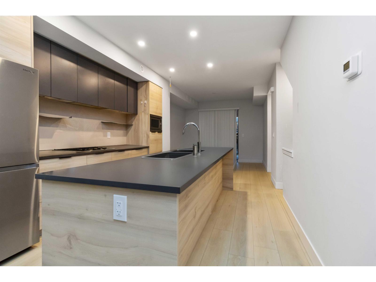 20 30530 CARDINAL AVENUE, Abbotsford