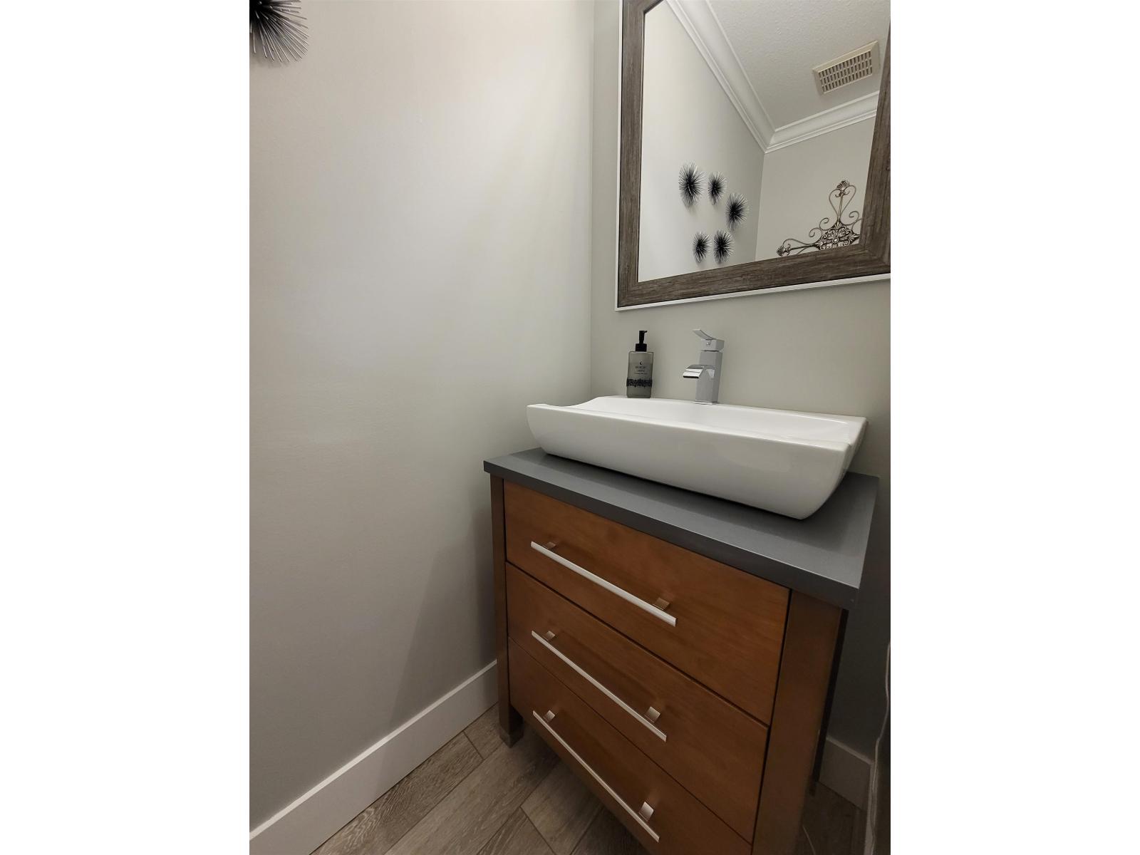 5 1508 BLACKWOOD STREET, White Rock