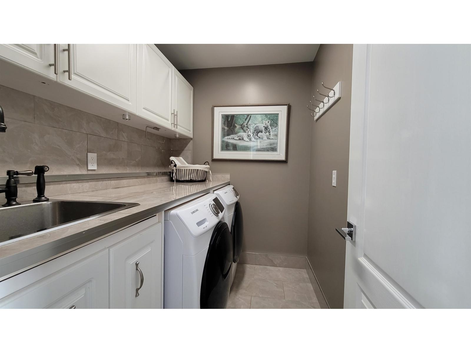 14937 BLACKWOOD LANE, White Rock