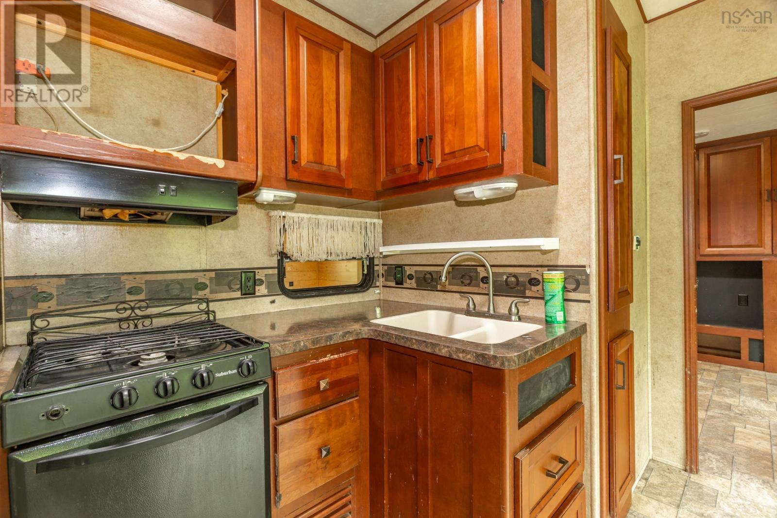 Property 22 of 50 of 781 Virginia Road