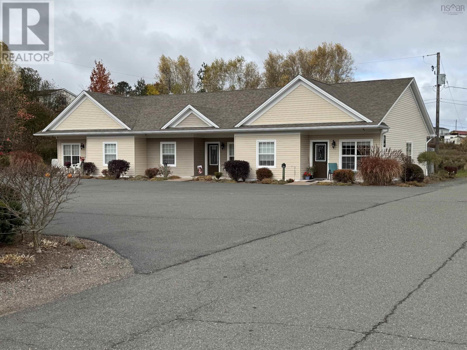 Property 2 of 22 of 15,16,19 20, 24 Gemstone Place