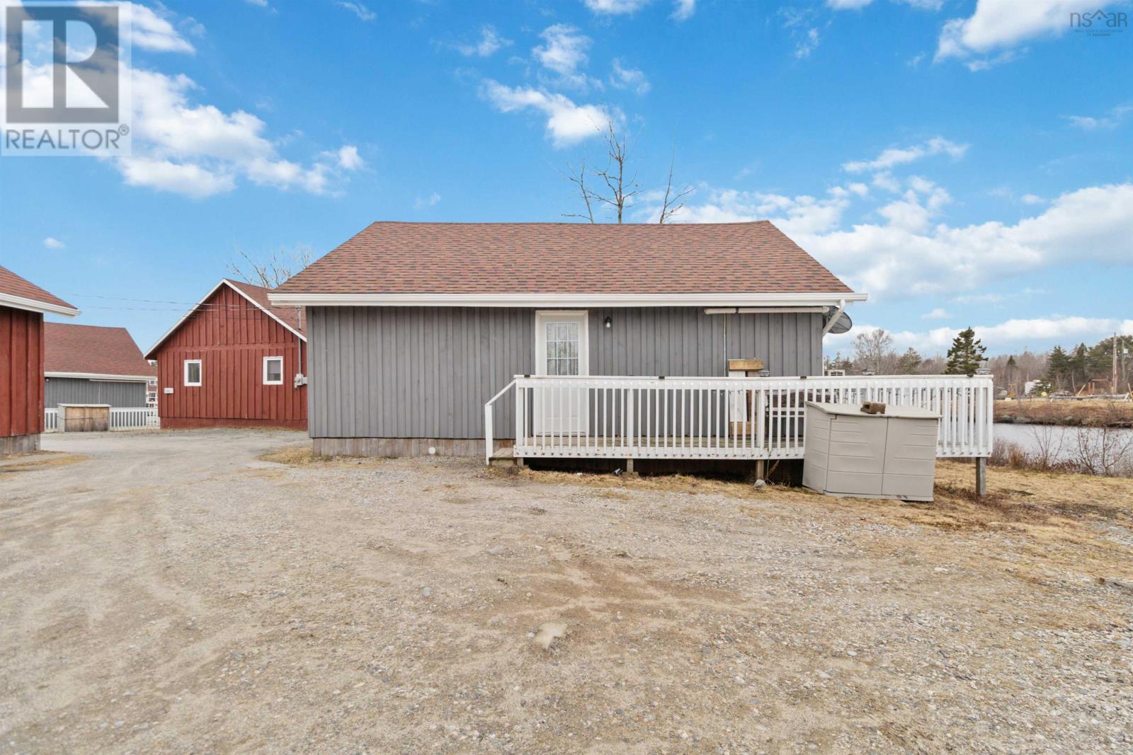 Property 21 of 50 of 3288 Highway 3