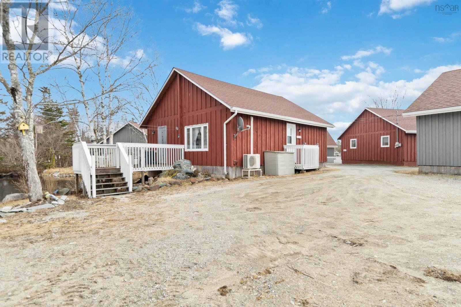 Property 5 of 50 of 3288 Highway 3