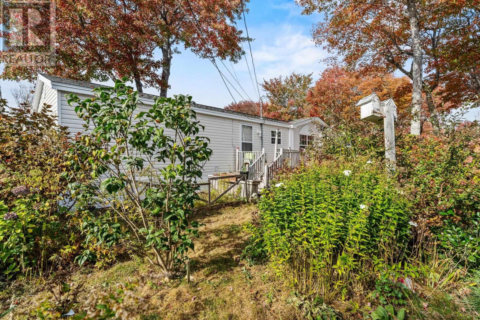 Property 36 of 39 of 13 Eighth Street