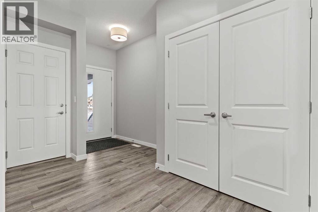 Single Family House for Sale in  Mallard Grove SE Rangeview Calgary 