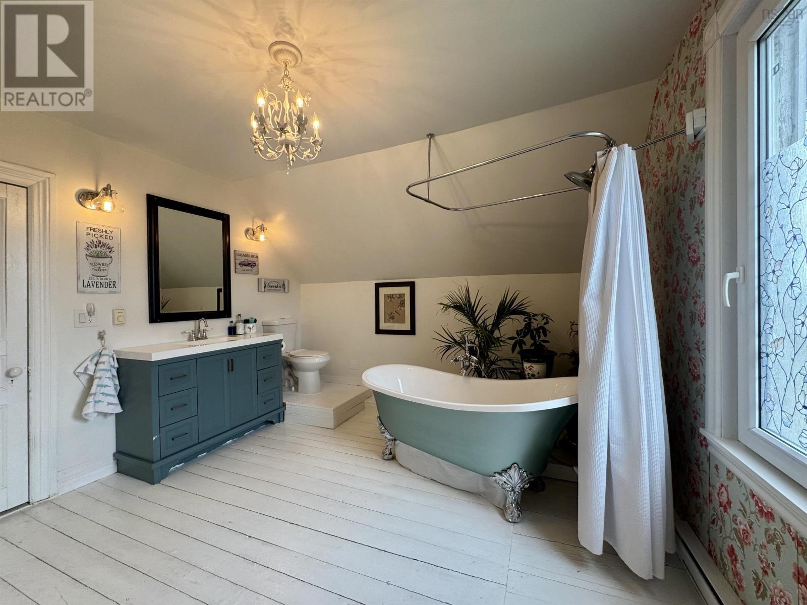 Property 1 of 49 of 3463 Loch Lomond Rd.