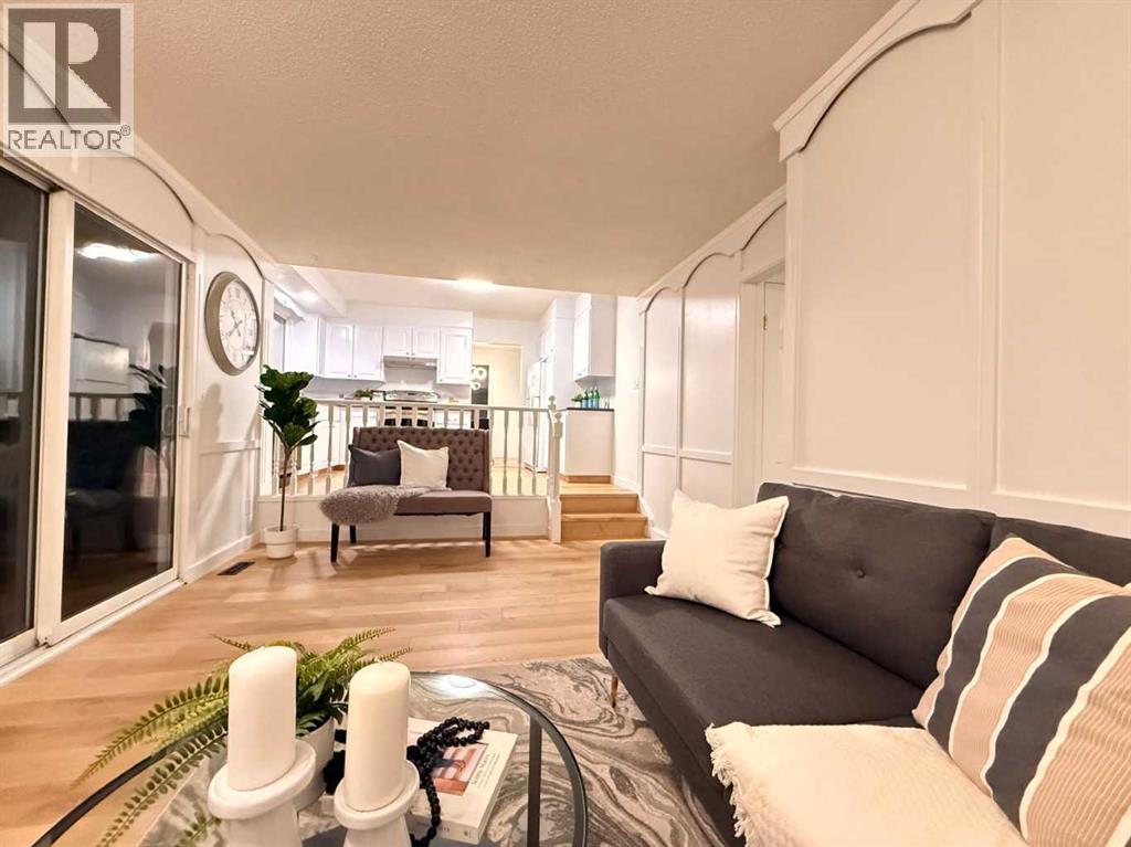 Single Family House for Sale in  dalhousie Drive NW Dalhousie Calgary 